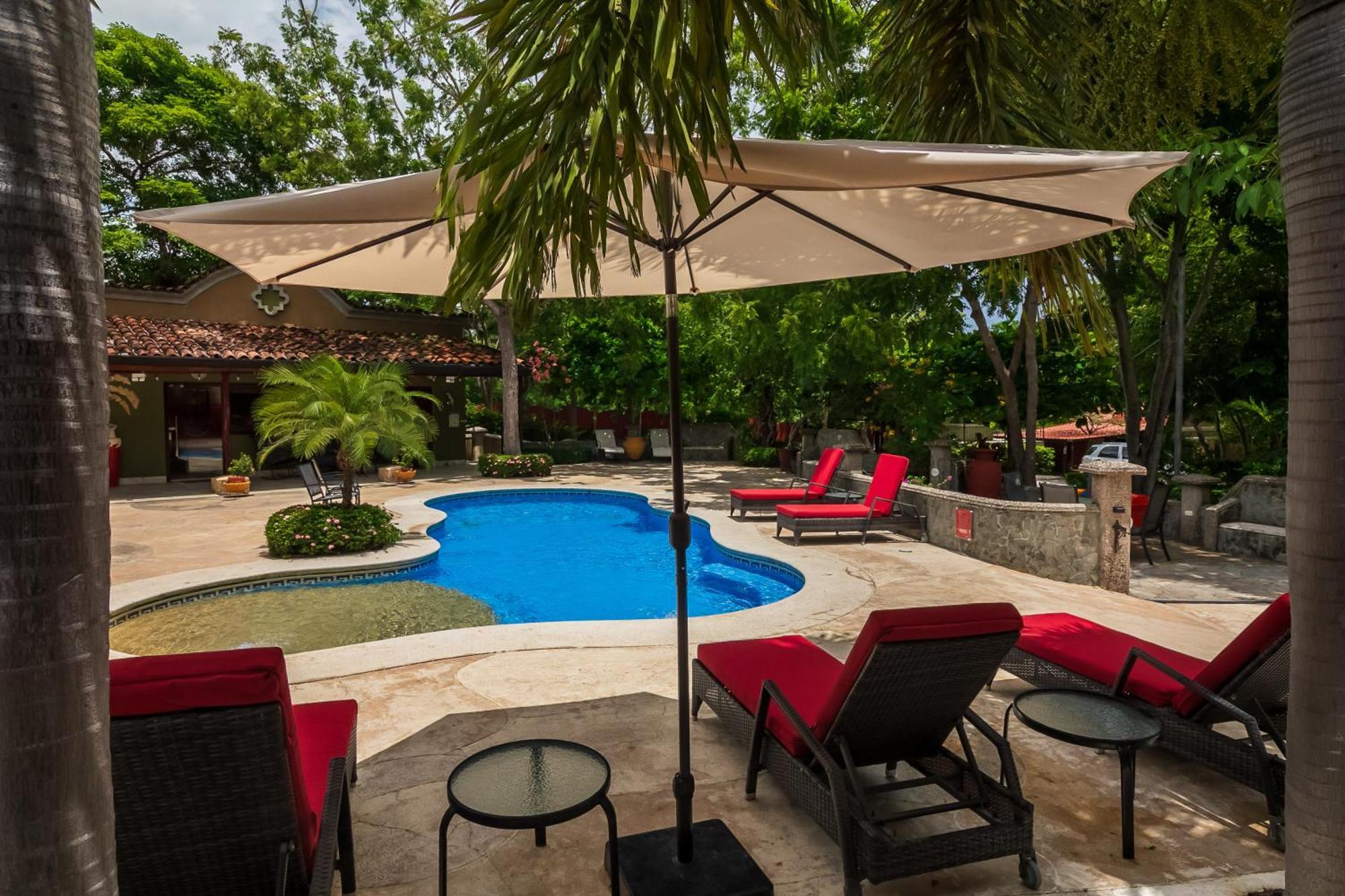 Casas Del Toro Playa Flamingo Aparthotel Exterior photo